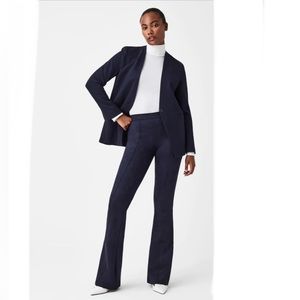 🎁 🆕 SPANX Faux Suede Flare Pants Navy